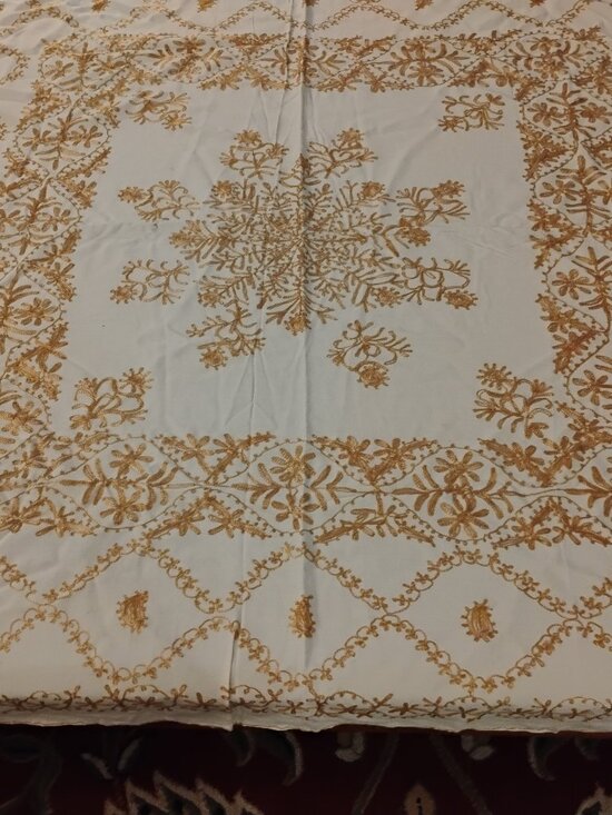no tag/markings Other - Vintage Table cloth and napkins additional pictures